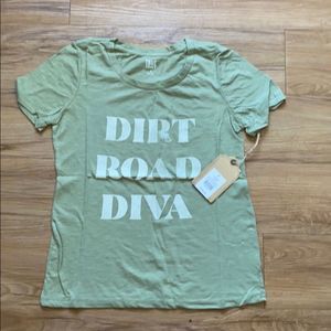 Women’s t-shirt. Dirt Road Diva.